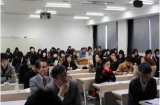 3年次　小沢　聡恵（動物生殖学教室）