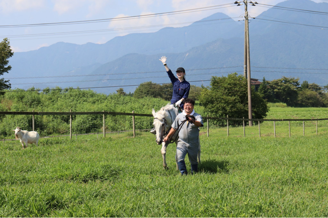 馬の実習で騎乗体験